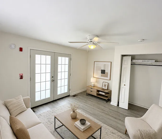 456 Delmar St #2 — Photo 2