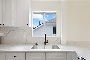 13530 La Concha Ln — Photo 24