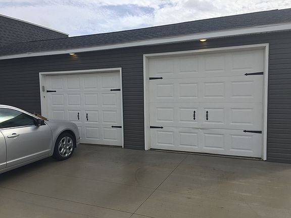 4th image of 6049 W Hodges Dr