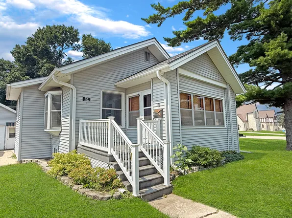 526 N Main St, Stockton, IL 61085