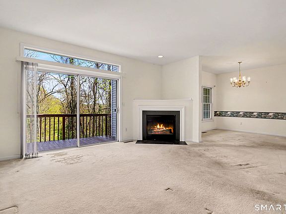 3rd image of 78 Katherine Court #78