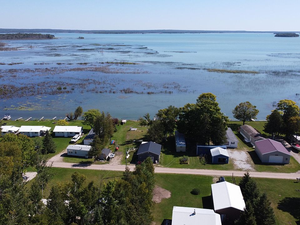 26926 S Raber Bay Dr, Goetzville, MI 49736 Zillow