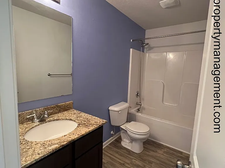 360 Hillside Dr — Photo 37