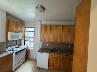 82-60 116th St #2, Richmond Hill, NY 11418