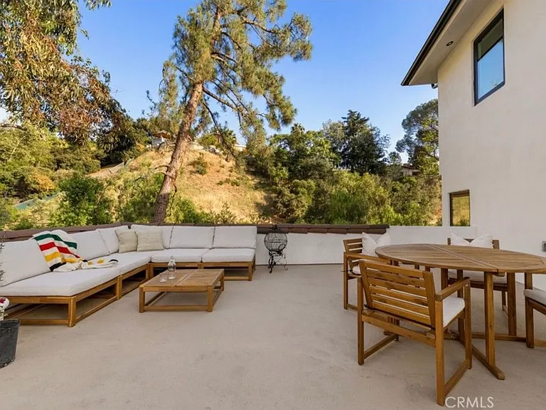 11111 Tujunga Canyon Blvd — Photo 13