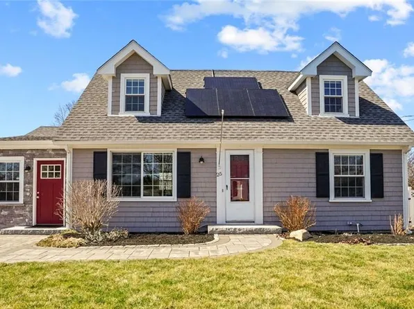 25 Brae St, North Providence, RI 02911