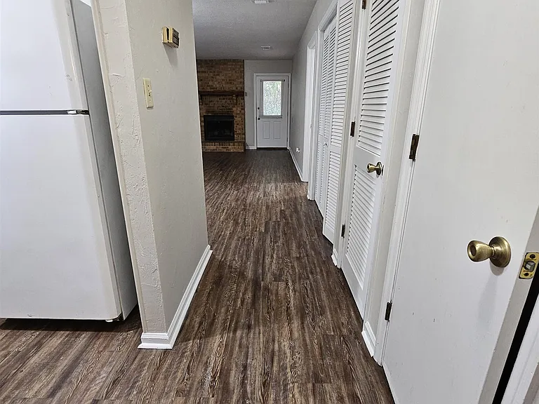 1647 Kay Ave #B — Photo 5