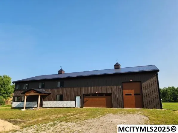 1368 12th St NE, Mason City, IA 50401