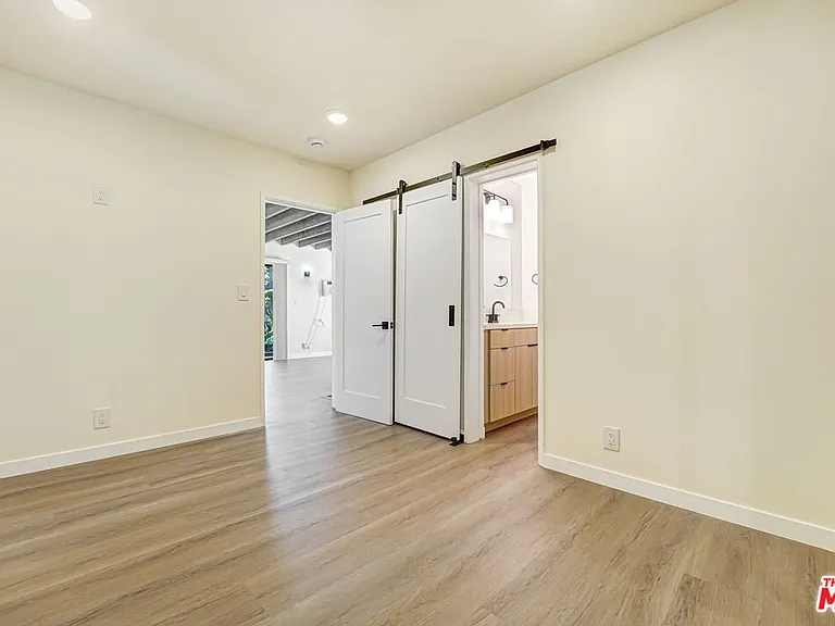 8907 Harratt St — Photo 7