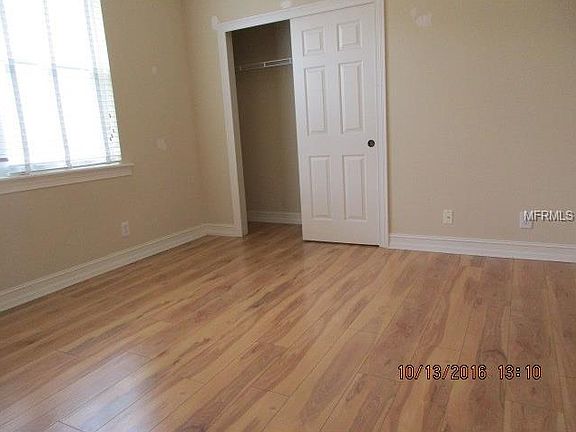 4th image of 316 W Lake Victoria Cir