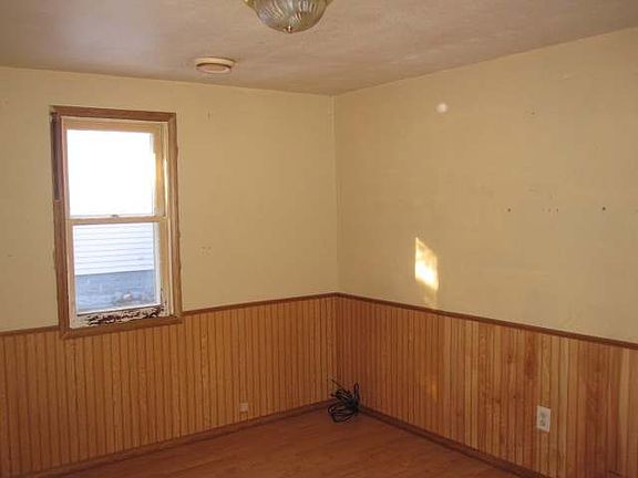5th image of 111 E Phillip St #E