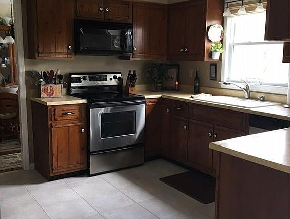 5th image of 7255 Marstella Dr