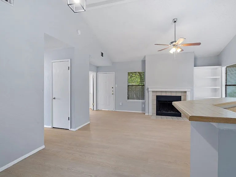 2906 Jadewood Ct #A — Photo 8