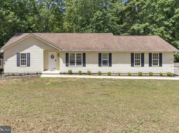 37362 E Spicer Dr, Mechanicsville, MD 20659