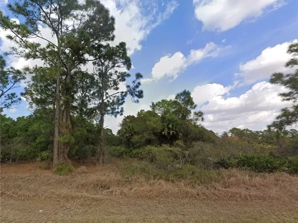 1043 Belmont St E, Lehigh Acres, FL 33974