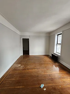 Rented by NYC LUXURY APT RENTALS CO LLC | media 6