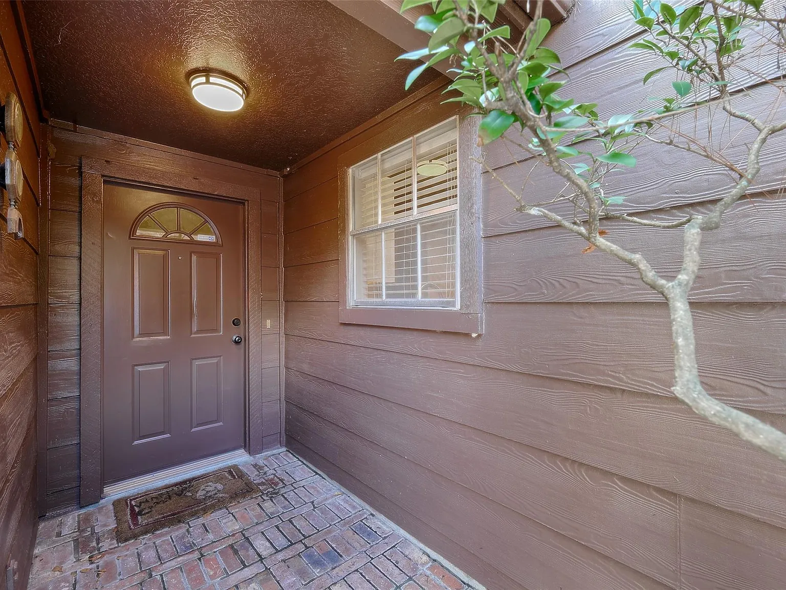 3 bed, 2.5 bath, 1512 sqft, $1,995 — Photo 4