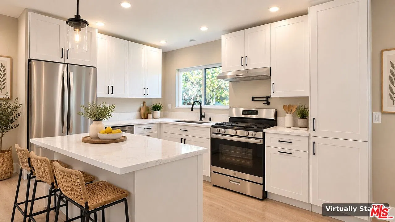 3 bed, 3.0 bath, 1208 sqft, $4,499 — Photo 4