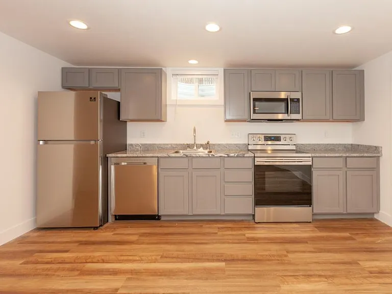 260 S Cleveland Ave — Photo 8