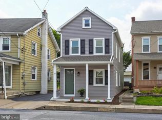 63 N Reamstown Rd, Stevens, PA 17578