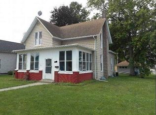 226 N Michigan St, Argos, IN 46501