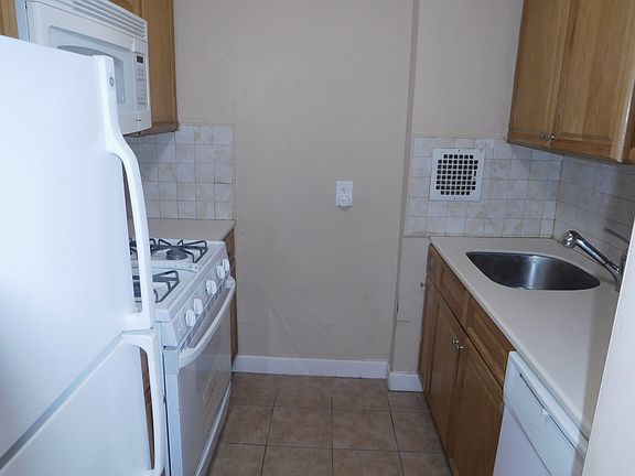 5th image of 144-20 38th Ave #2AA