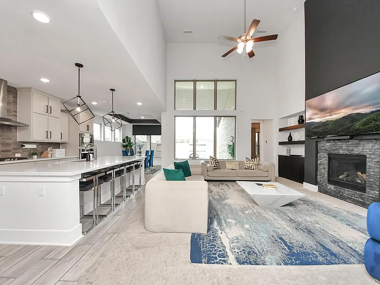 10410 Carina Cloud Ln — Photo 17
