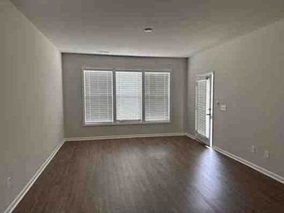 Additional Living Room