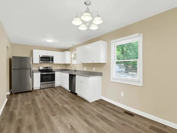 1929 Concord Lake Rd, Kannapolis, NC 28083