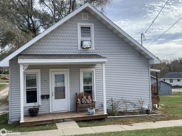 105 SE Idaho St, Leon, IA 50144