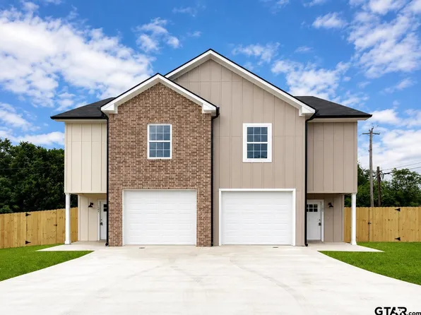 163/165 Village North Cir, Gladewater, TX 75647