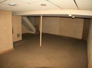 103 Burlington Beach Rd, Valparaiso, IN 46383