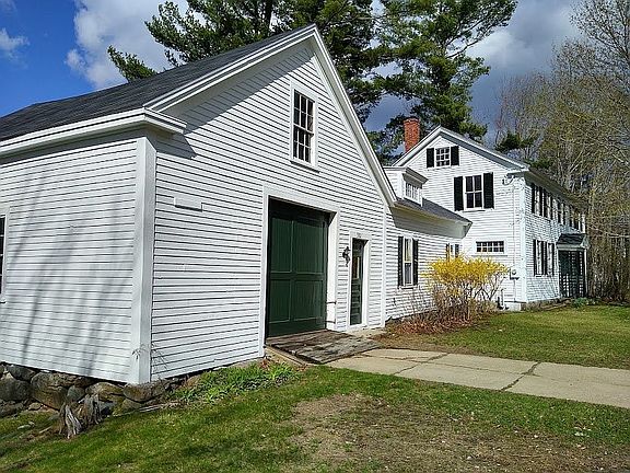 Front of Barn/Garage