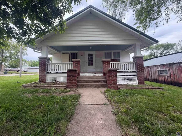421 Commercial St, Havensville, KS 66432