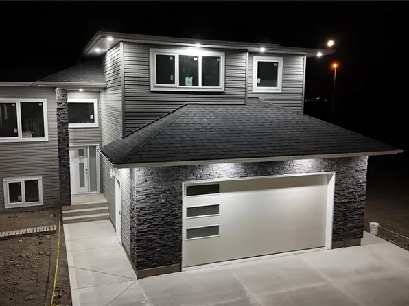 503 Kinloch COURT, Saskatoon, SK S7M 5K1