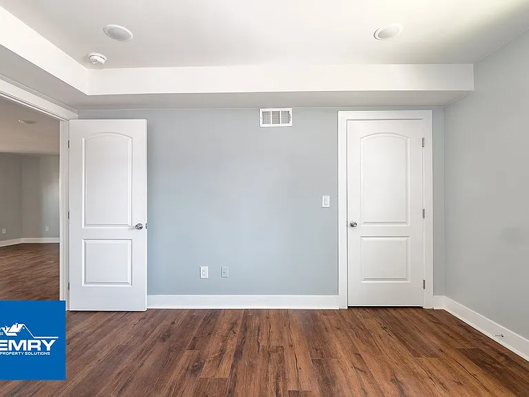 814 N Wilmington Blvd — Photo 11