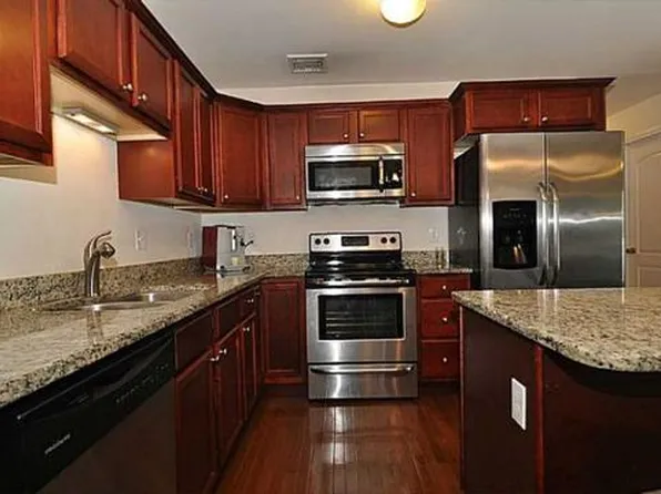 (undisclosed Address), Cranston, RI 02921