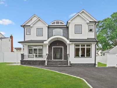 2438 5th Avenue, East Meadow, NY, 11554