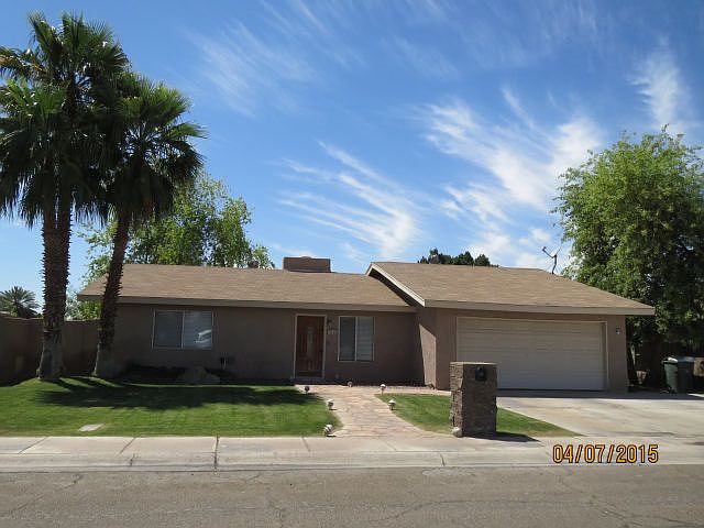 2nd image of 2646 S Donna Ave