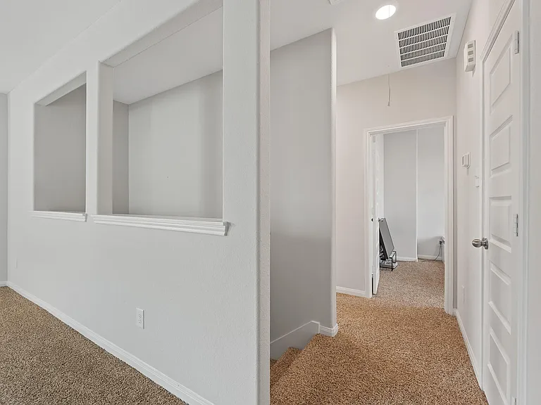 22126 Regal Heights Ln — Photo 24