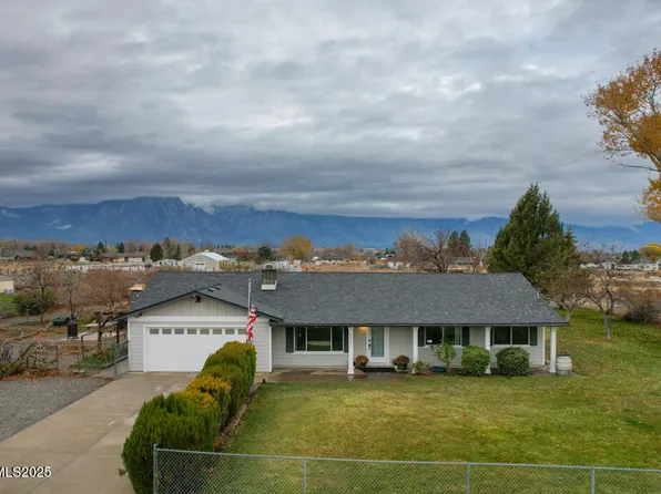 942 Riverview Dr, Gardnerville, NV 89460