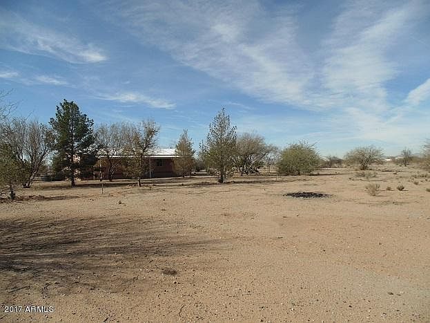1st image of 52611 S 81st Dr