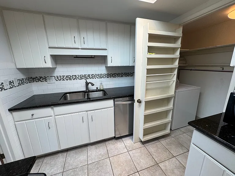 2330 43rd Ave E #1 — Photo 30
