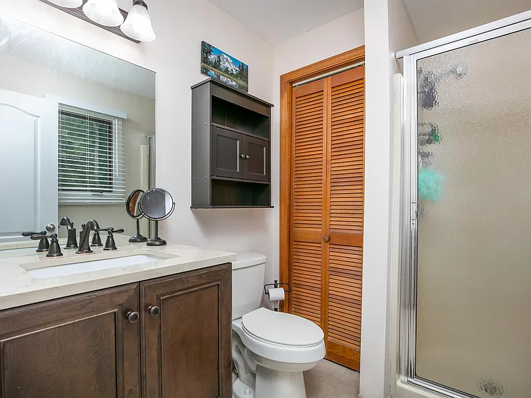 80 Lancaster Dr — Photo 15