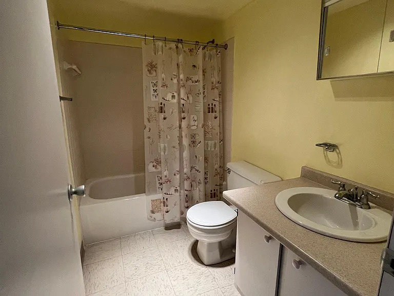 22O Linden St #505 — Photo 7