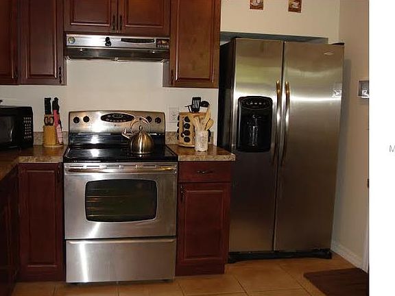 5th image of 3160 71st Ave N