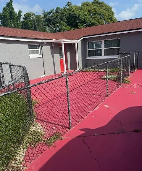 388 Notre Dame Dr — Photo 1