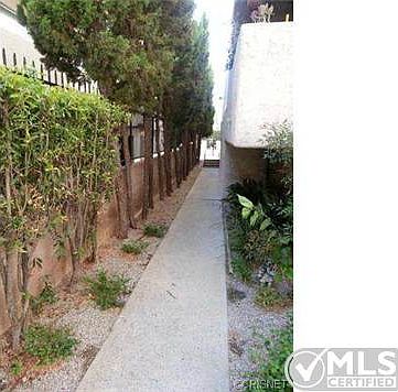5th image of 5412 Lindley Ave Unit 114
