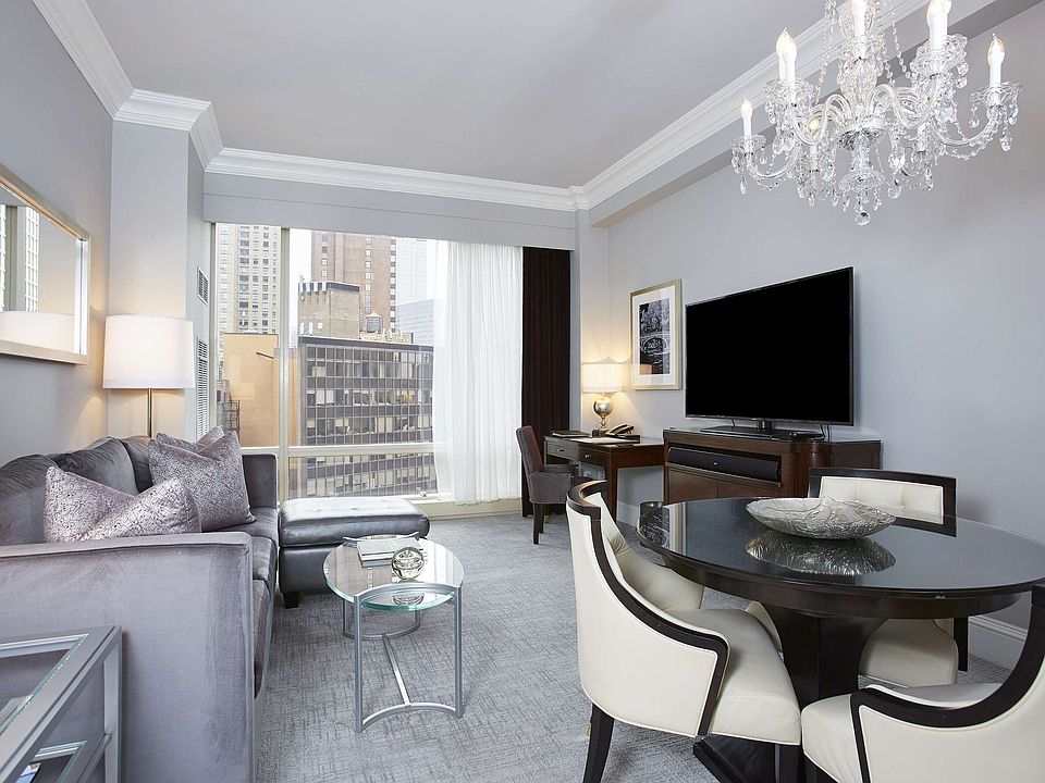 1st image of 1 Central Park N #1118