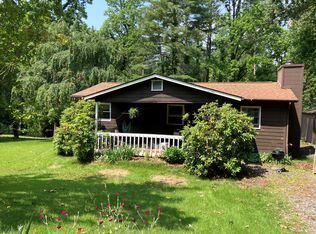 14 Morningside Dr, Weaverville, NC 28787